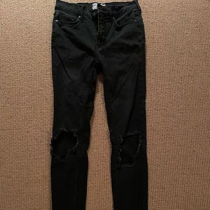 Black ripped jeans